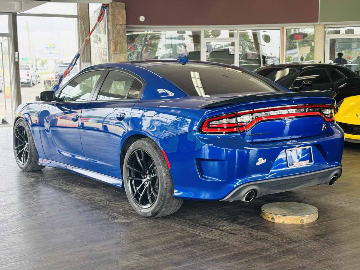 Used 2022 Dodge Charger Scat Pack w/ Dynamics Package RWD image 15