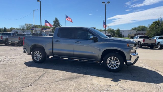 Used 2019 Chevrolet Silverado 1500 LT w/ All-Star Edition AWD/4WD image 2