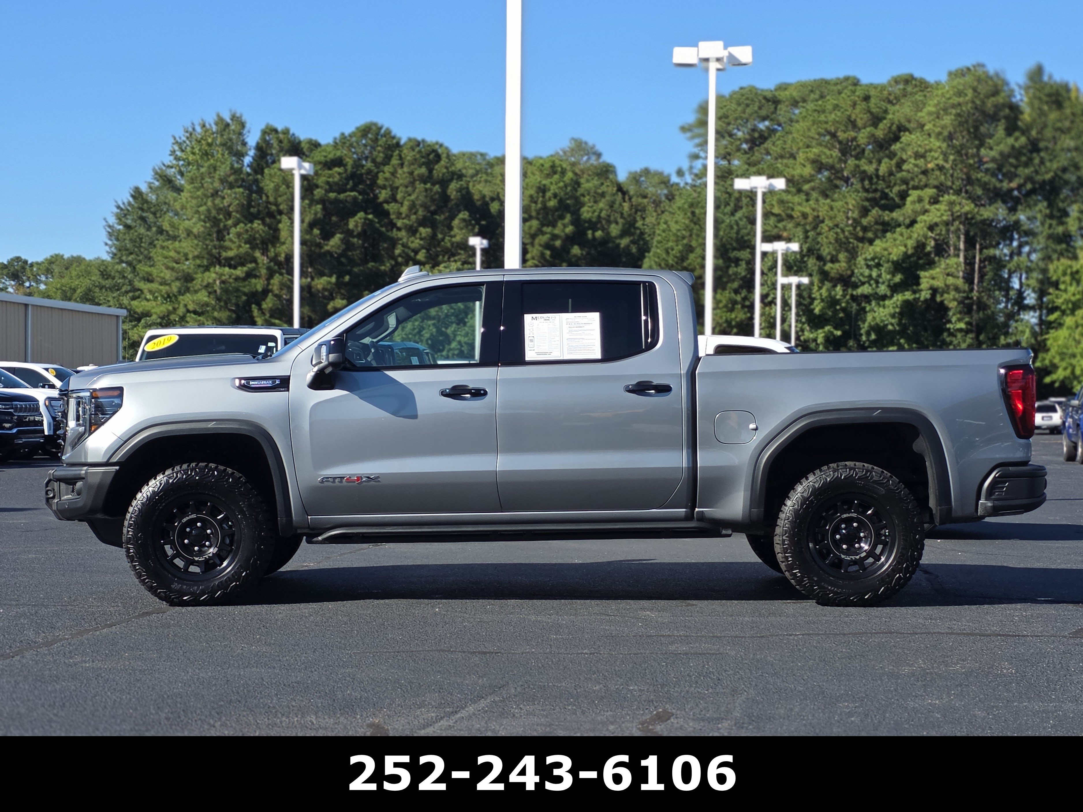Used 2025 GMC Sierra 1500 AT4X w/ AT4X AEV Edition AWD/4WD image 4
