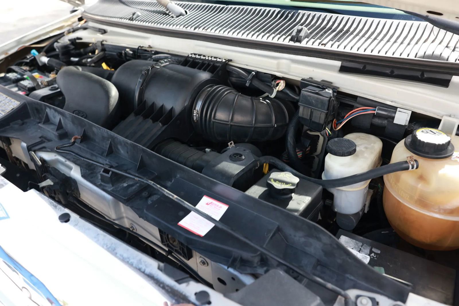 Used 2008 Ford E-150 and Econoline 150 Wagon RWD image 45