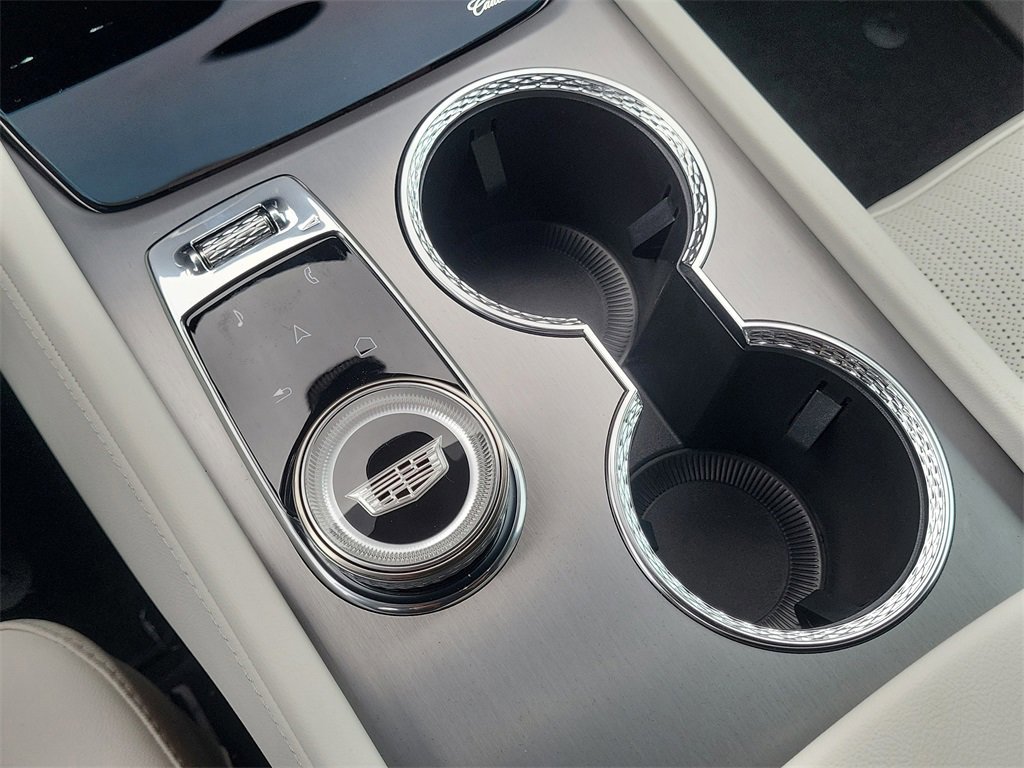 New 2026 Cadillac Vistiq Sport image 24