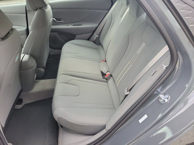 New 2026 Hyundai Elantra Hybrid FWD image 25