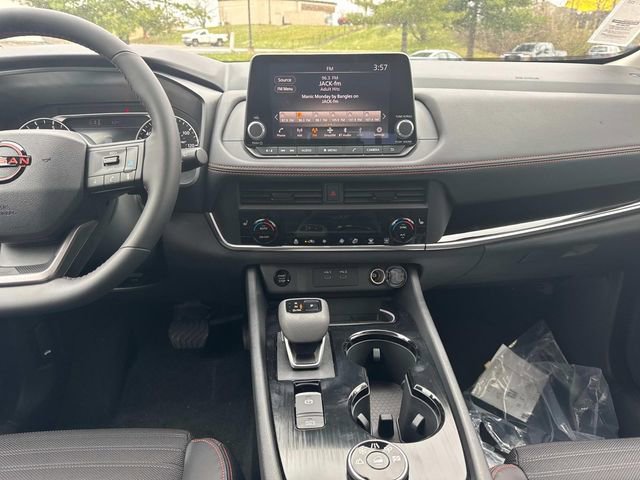 New 2026 Nissan Rogue SV image 20
