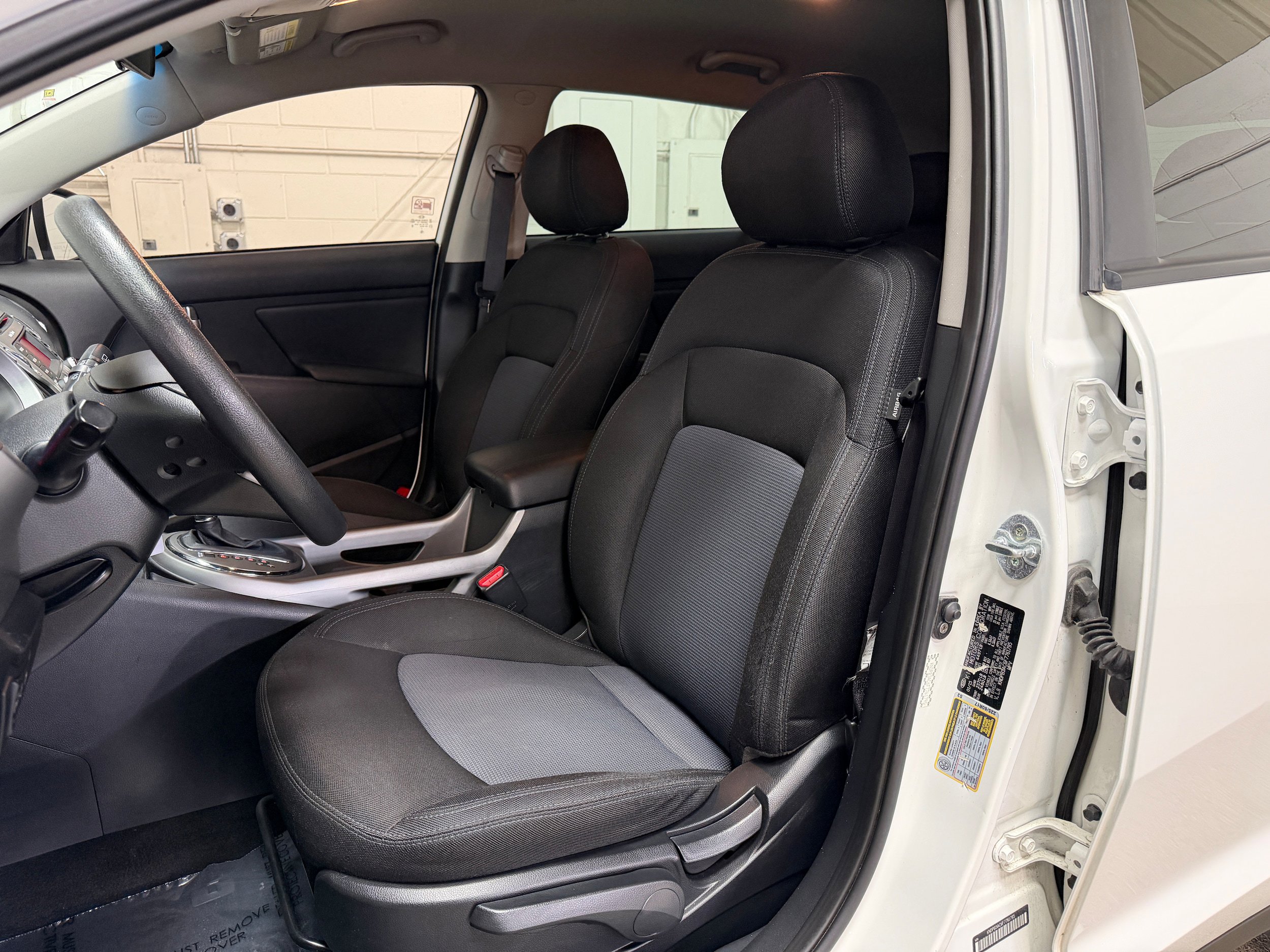 Used 2015 Kia Sportage LX FWD image 9