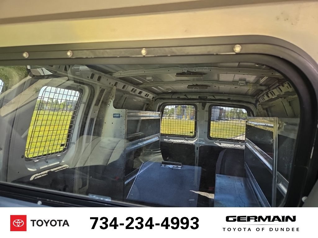 Used 2015 GMC Savana 3500 w/ Cold Climate Package RWD image 13