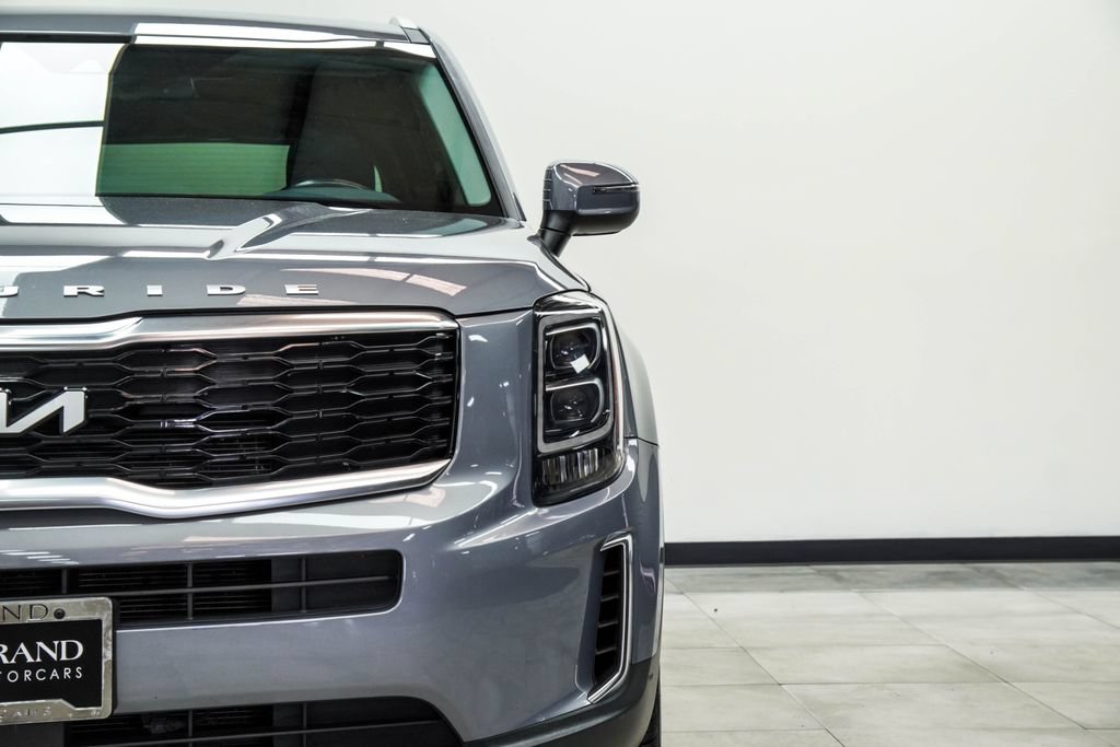 Used 2022 Kia Telluride EX w/ EX Premium Package FWD image 8