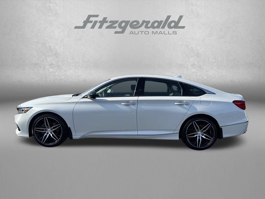 Used 2022 Honda Accord Touring image 11