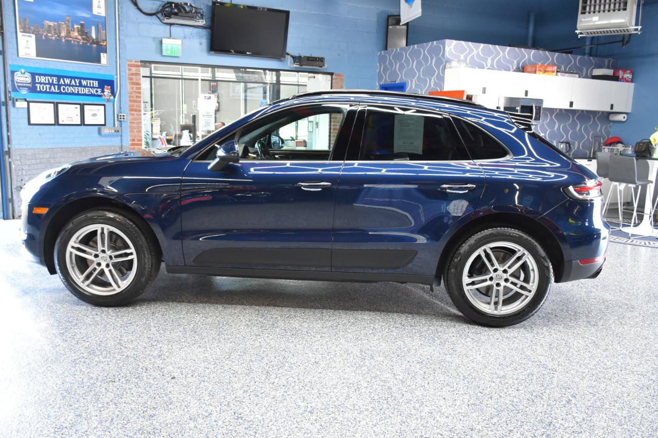 Used 2019 Porsche Macan AWD/4WD image 10