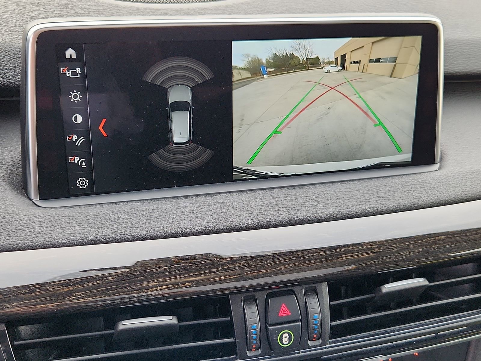 Used 2018 BMW X5 xDrive35i w/ M Sport Package image 25