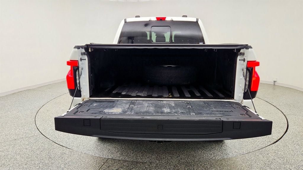 Used 2022 Ford F150 Lightning Lariat AWD/4WD image 22