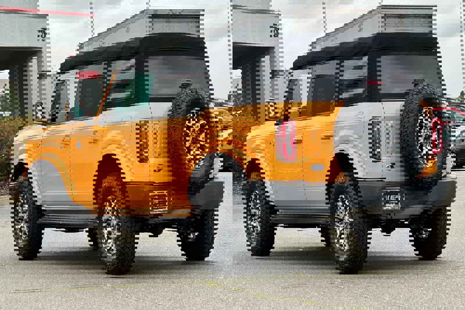 Used 2022 Ford Bronco Outer Banks image 7