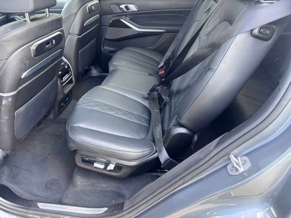 Used 2026 BMW X7 xDrive40i AWD/4WD image 27