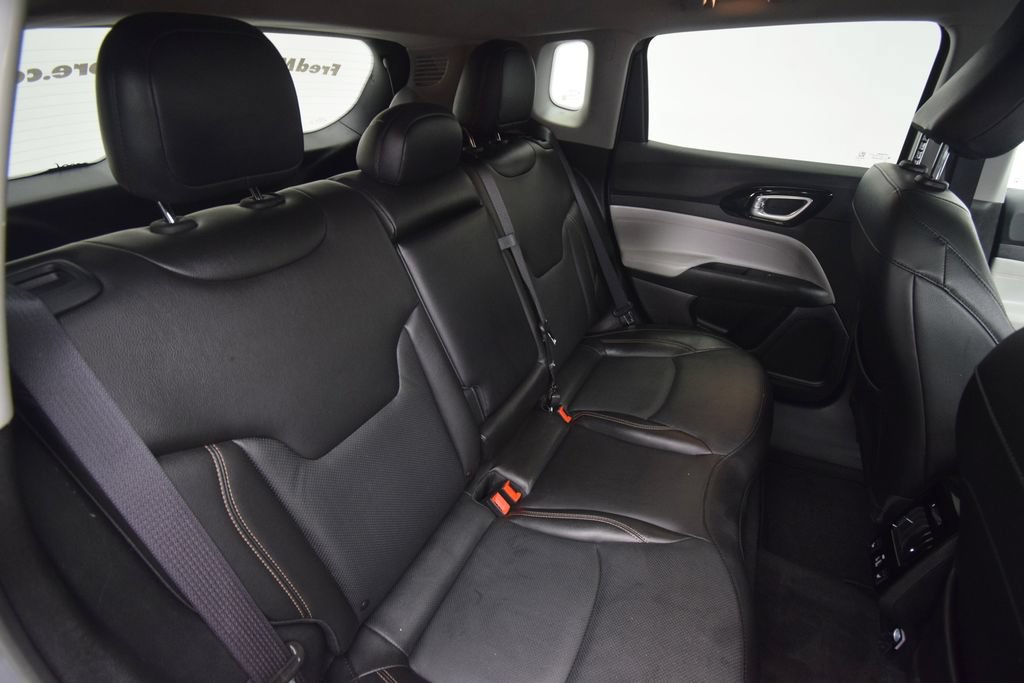 Used 2022 Jeep Compass Limited w/ Elite Group AWD/4WD image 23