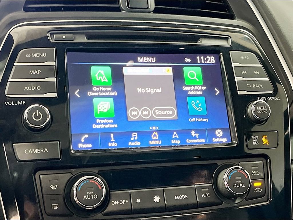 Used 2023 Nissan Maxima SR w/ Sport Mat Group FWD image 15