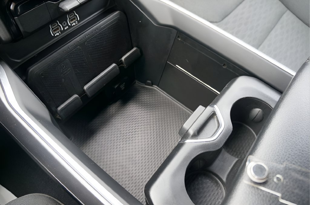 Used 2025 RAM 1500 Big Horn AWD/4WD image 33