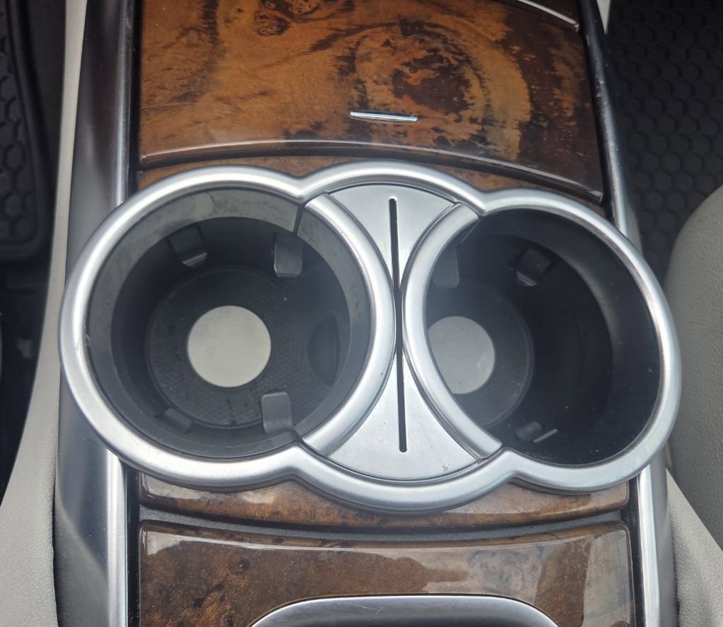 Used 2011 Mercedes-Benz R 350 4MATIC image 12