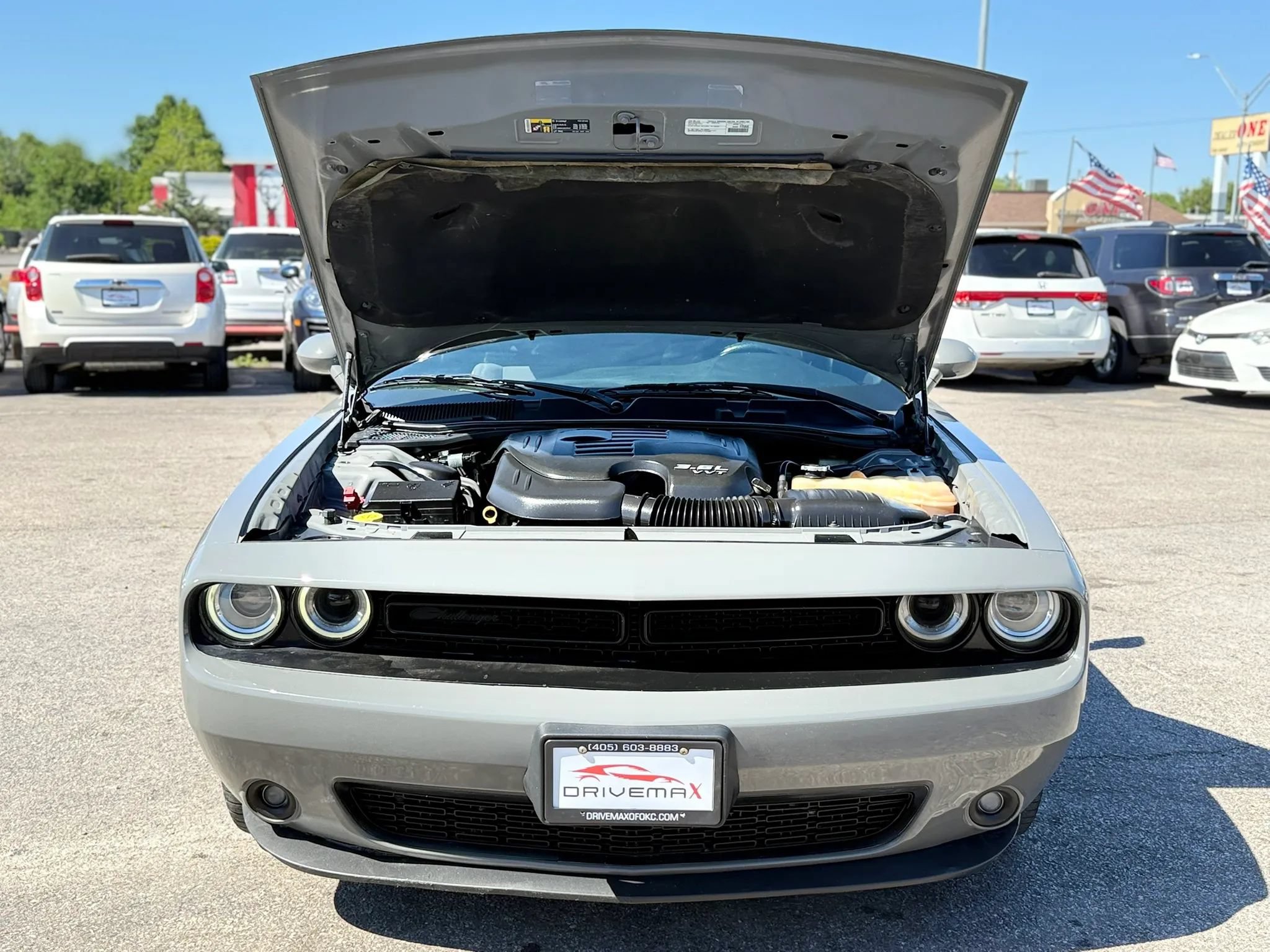 Used 2019 Dodge Challenger SXT w/ Blacktop Package RWD image 13