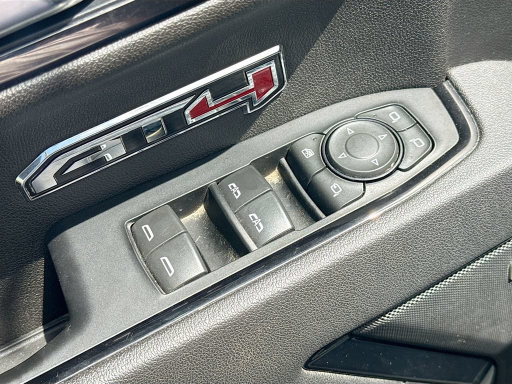 Used 2025 GMC Sierra 1500 AT4 AWD/4WD image 19