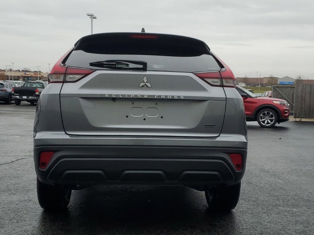 Used 2024 Mitsubishi Eclipse Cross Black Edition image 6