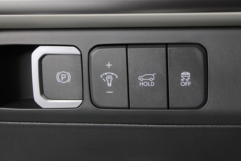 Certified 2026 Hyundai Santa Fe SE image 24