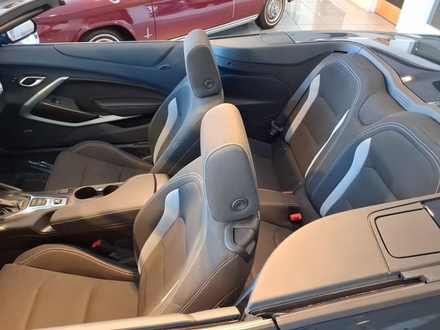 Used 2023 Chevrolet Camaro LT w/ Technology Package RWD image 31