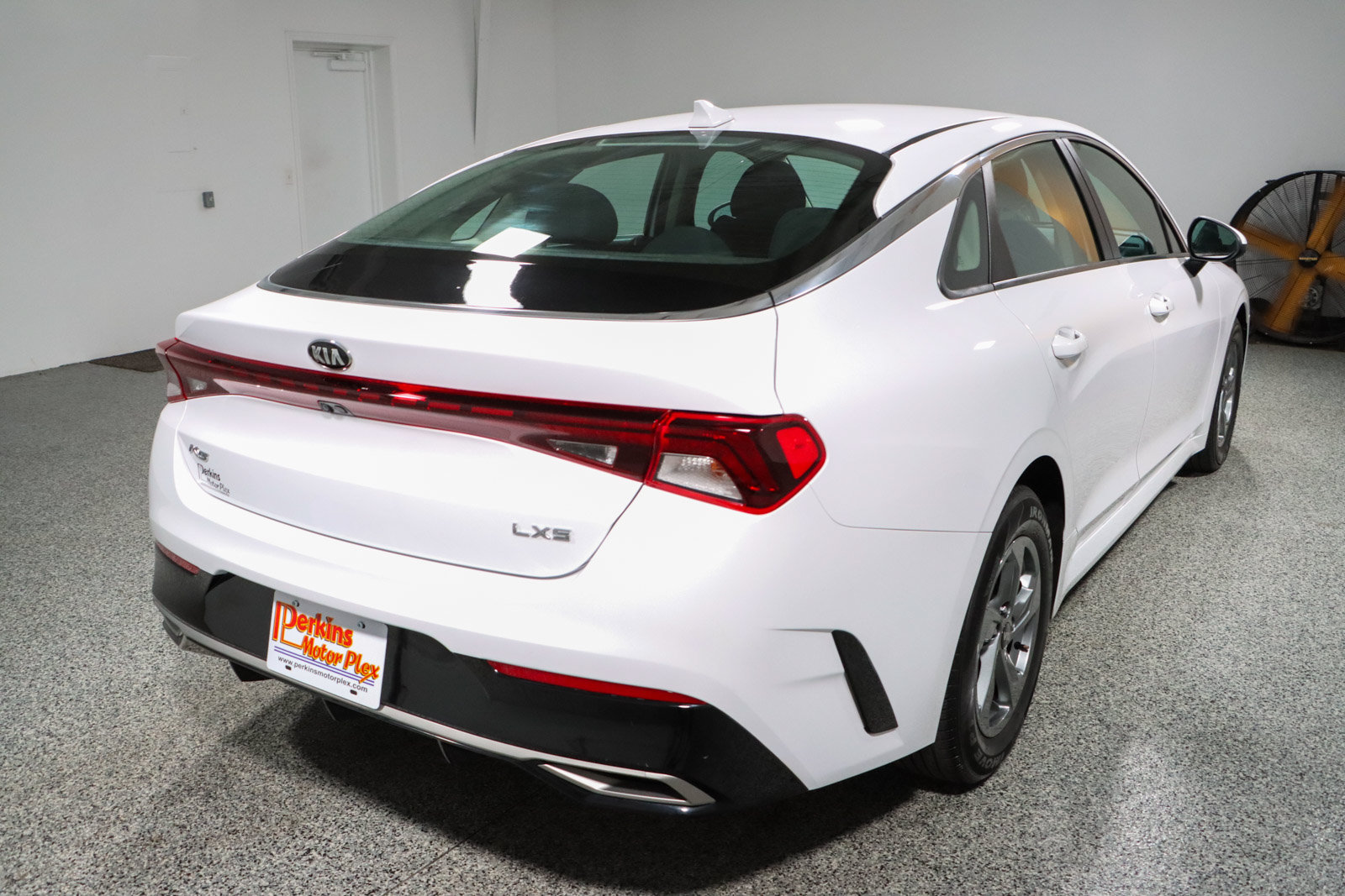 Used 2021 Kia K5 LXS FWD image 7