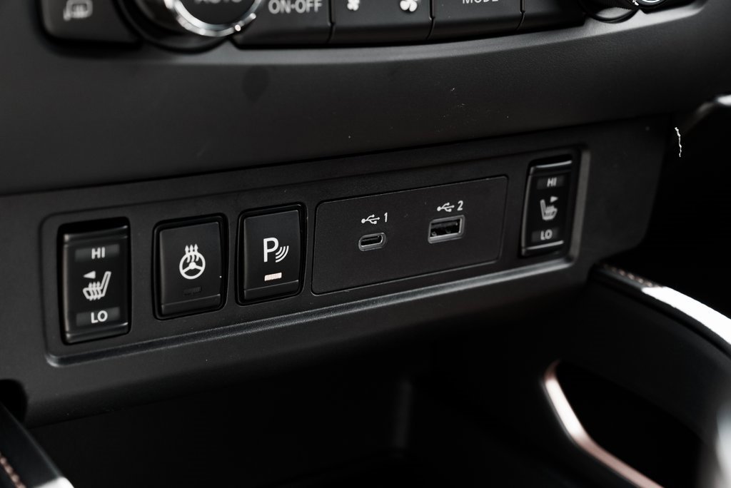 New 2026 Nissan Frontier PRO-4X w/ Pro-4x Convenience Package image 17