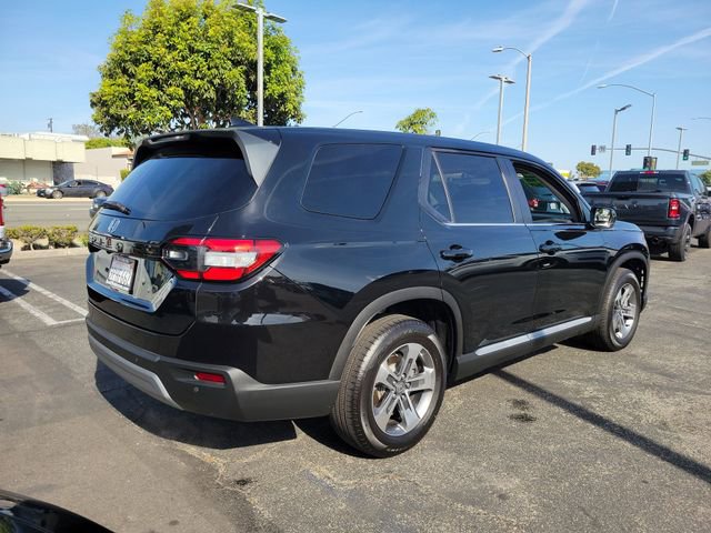 Used 2025 Honda Pilot EX-L image 4