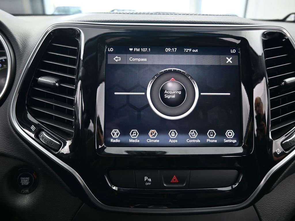 Used 2019 Jeep Cherokee Limited image 19