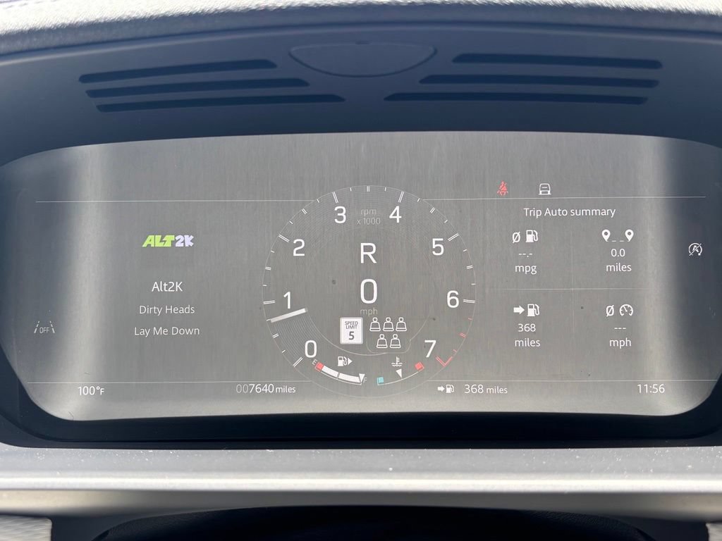 Used 2025 Land Rover Discovery Dynamic SE AWD/4WD image 19
