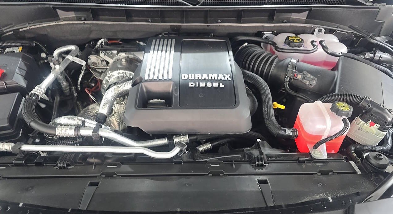 Used 2026 GMC Yukon XL Denali Ultimate AWD/4WD image 5