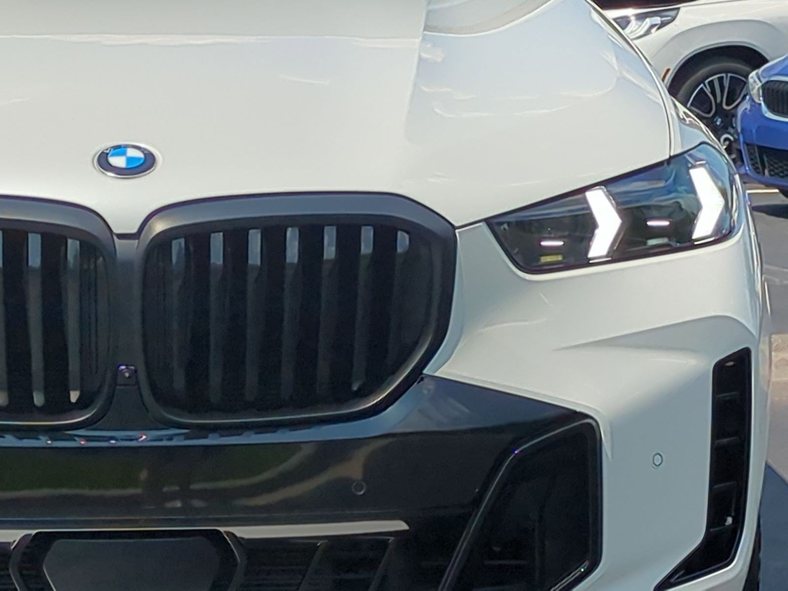 Certified 2026 BMW X5 sDrive40i w/ M Sport Package RWD image 6