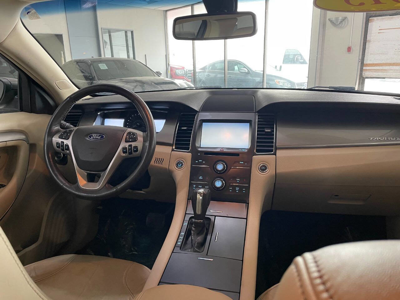 Used 2015 Ford Taurus SEL w/ Equipment Group 201A image 24