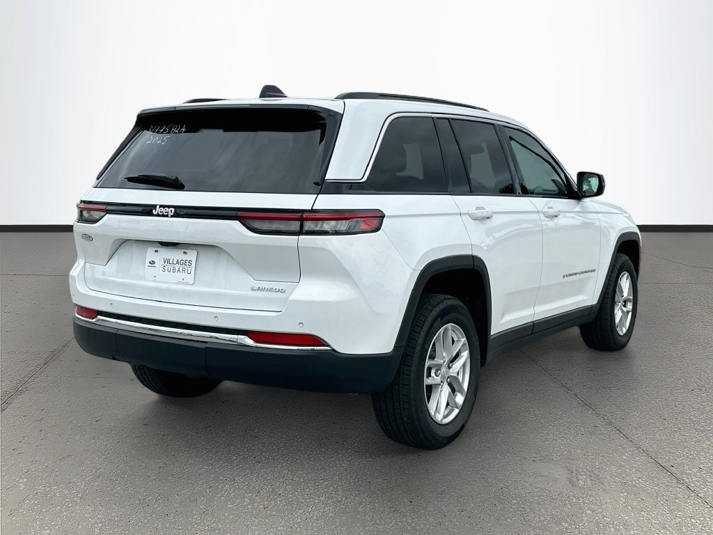 Used 2025 Jeep Grand Cherokee Laredo X w/ Trailer Tow Package RWD image 7