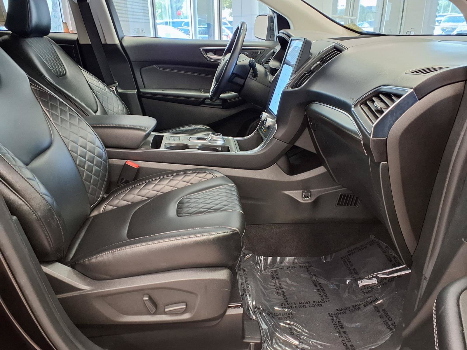 Used 2023 Ford Edge Titanium AWD/4WD image 10