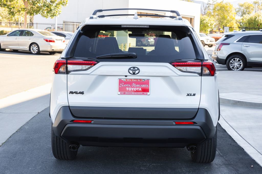 New 2025 Toyota RAV4 XLE image 5