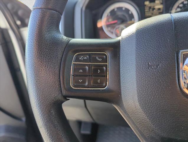 Used 2016 RAM 1500 Classic SLT RWD image 15