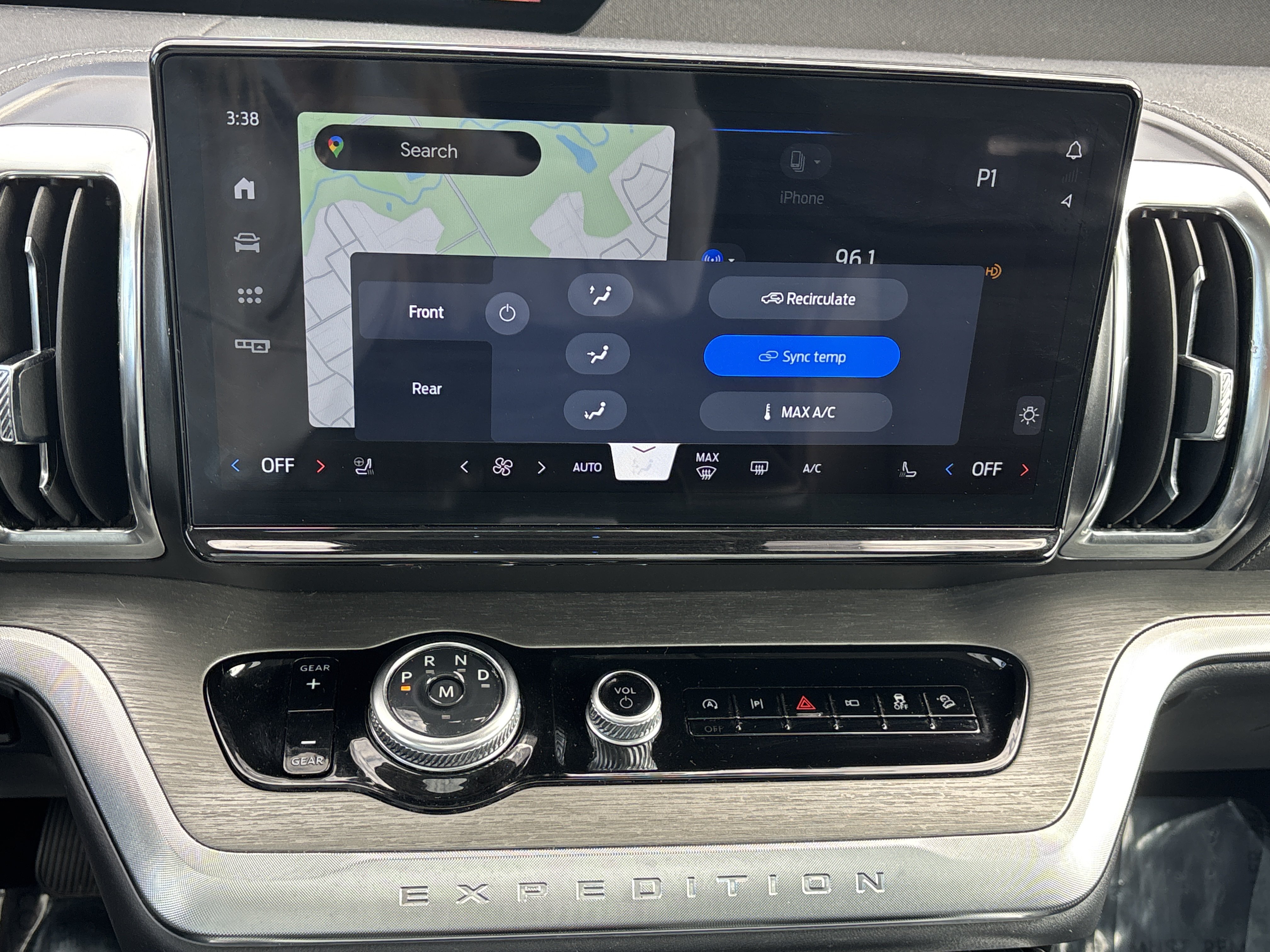 Used 2025 Ford Expedition Platinum AWD/4WD image 19