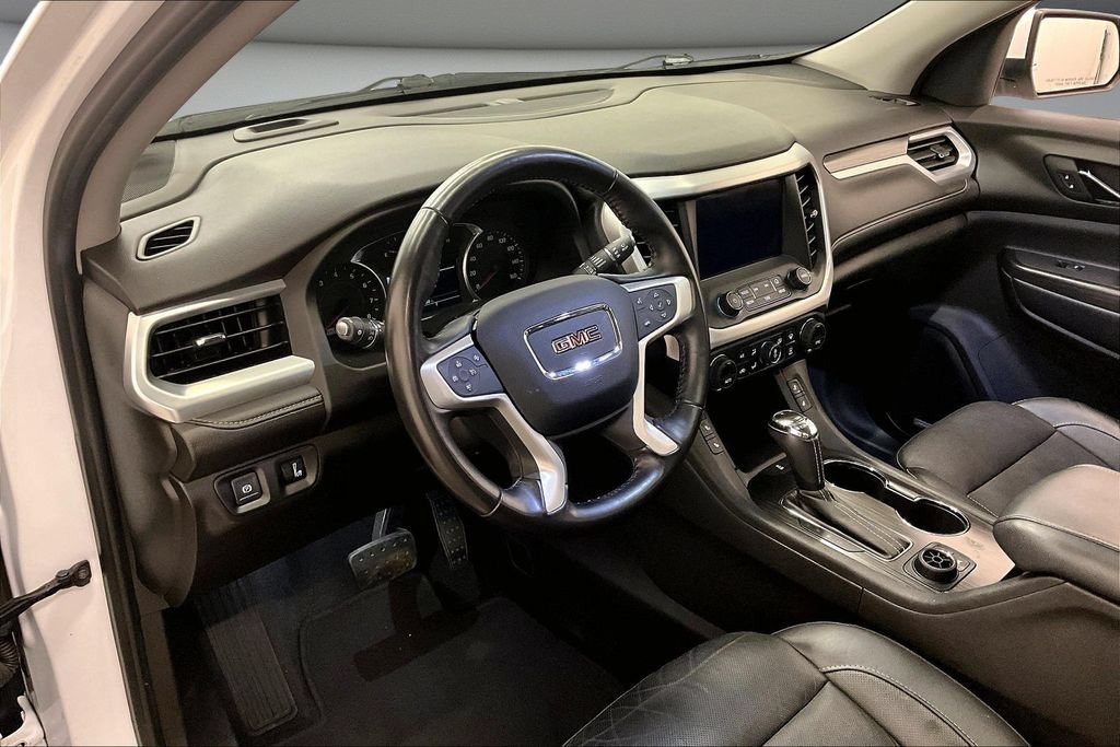 Used 2019 GMC Acadia SLT AWD/4WD image 17