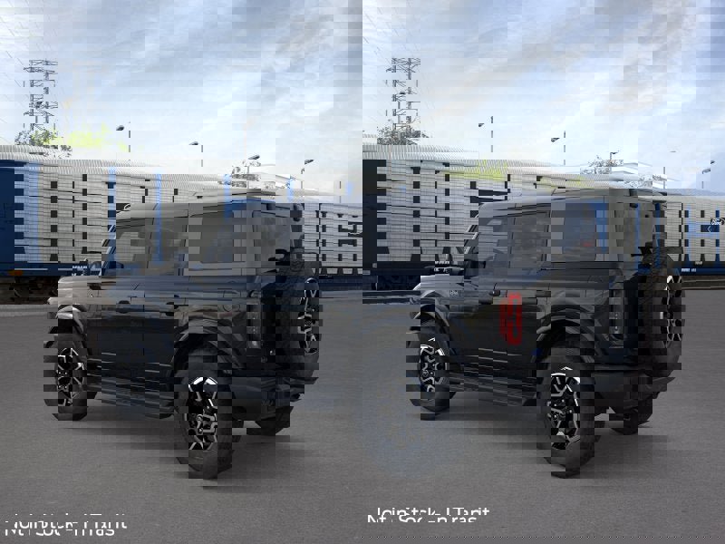 New 2026 Ford Bronco Outer Banks image 4