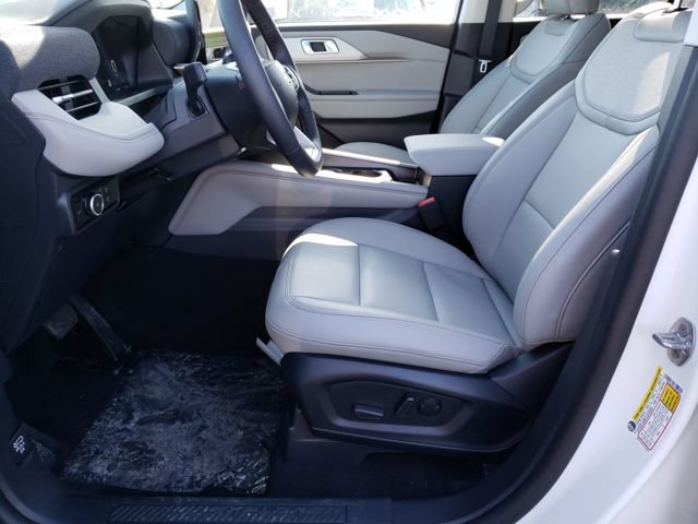New 2026 Ford Explorer Active w/ Active Comfort Package AWD/4WD image 17