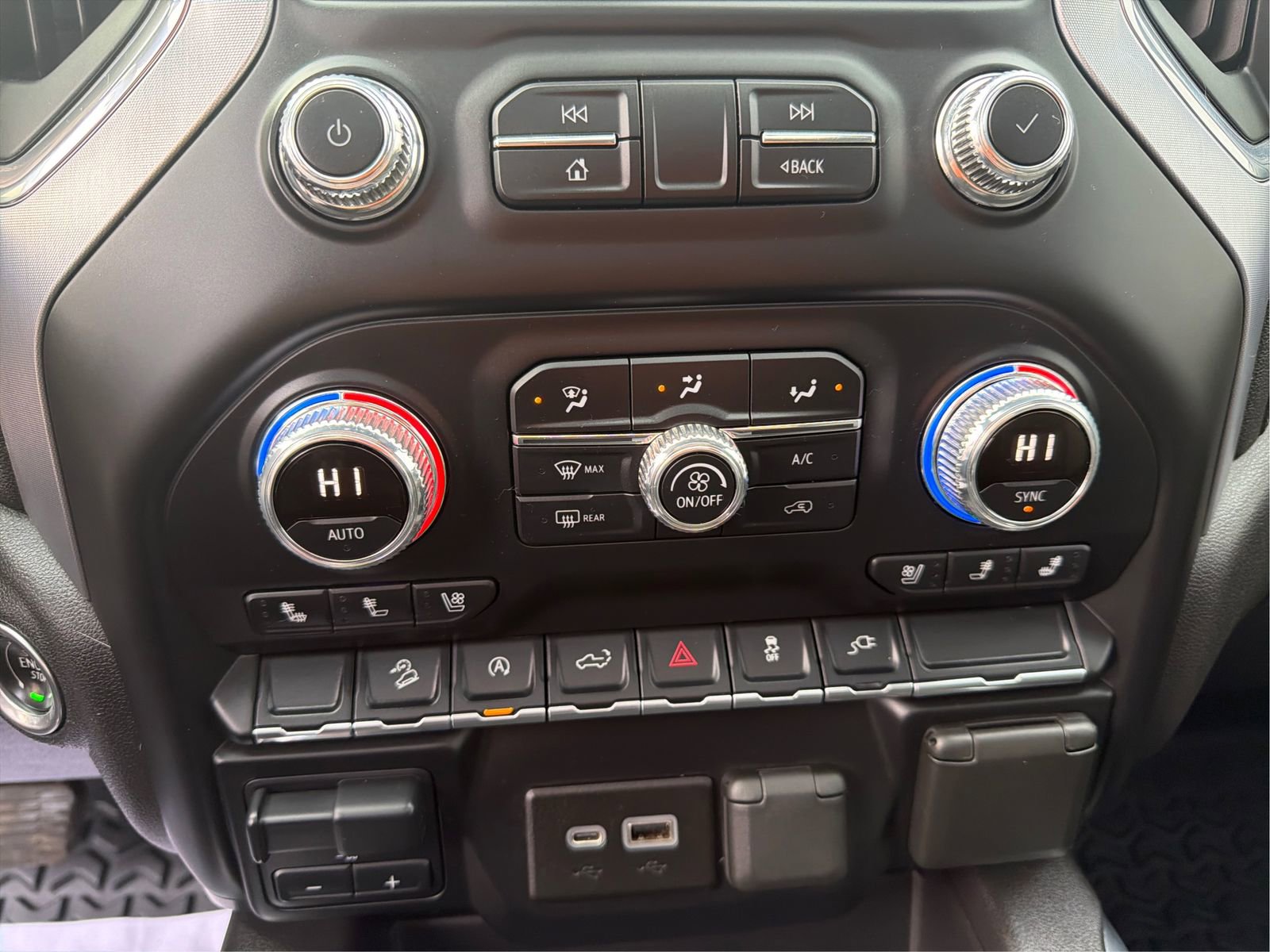 Certified 2021 GMC Sierra 1500 SLT w/ SLT Convenience Package AWD/4WD image 28