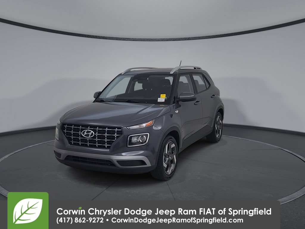 Used 2025 Hyundai Venue SEL FWD image 6