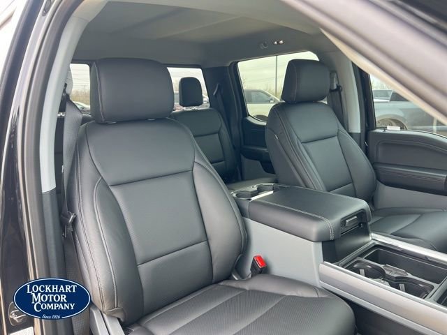 New 2025 Ford F250 XLT w/ Black Appearance Package image 40