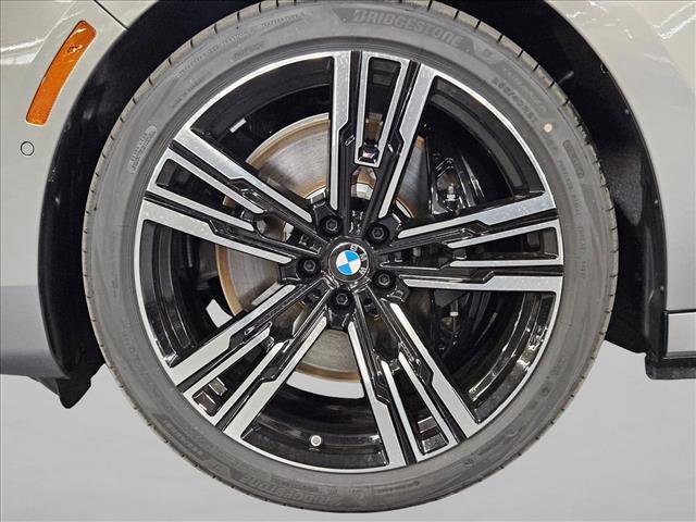 New 2026 BMW i7 eDrive50 w/ M Sport Package image 16
