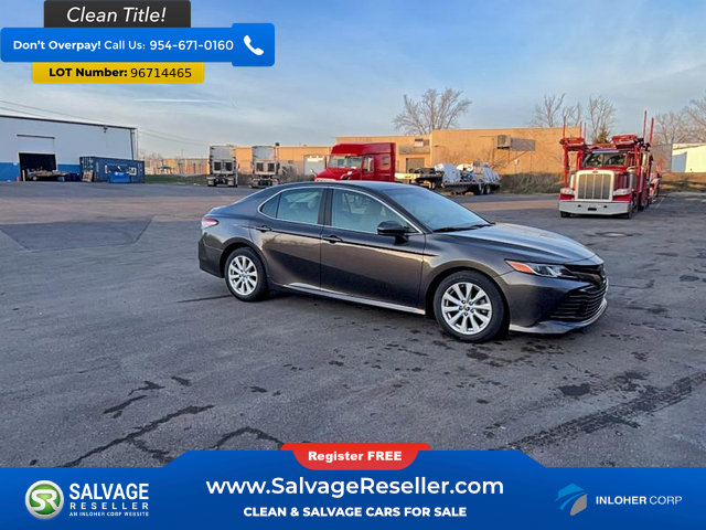 Used 2018 Toyota Camry LE image 1