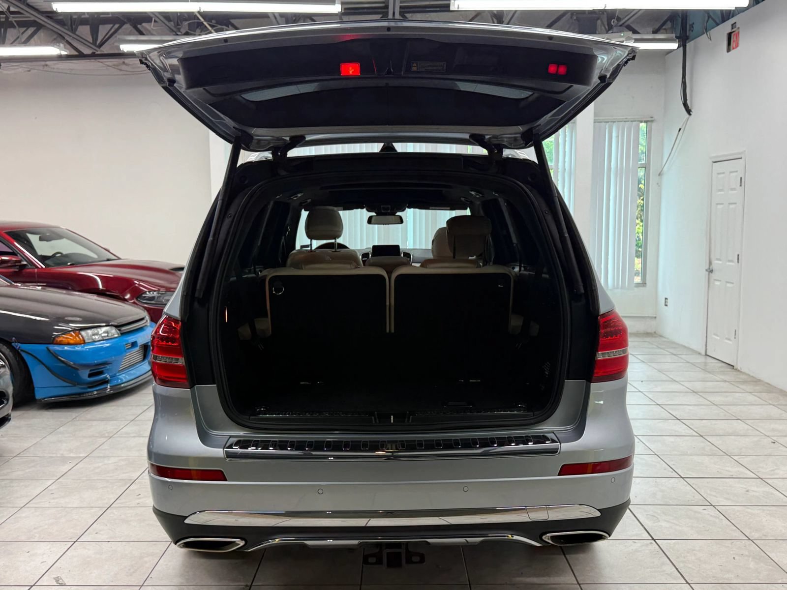 Used 2018 Mercedes-Benz GLS 450 4MATIC image 21