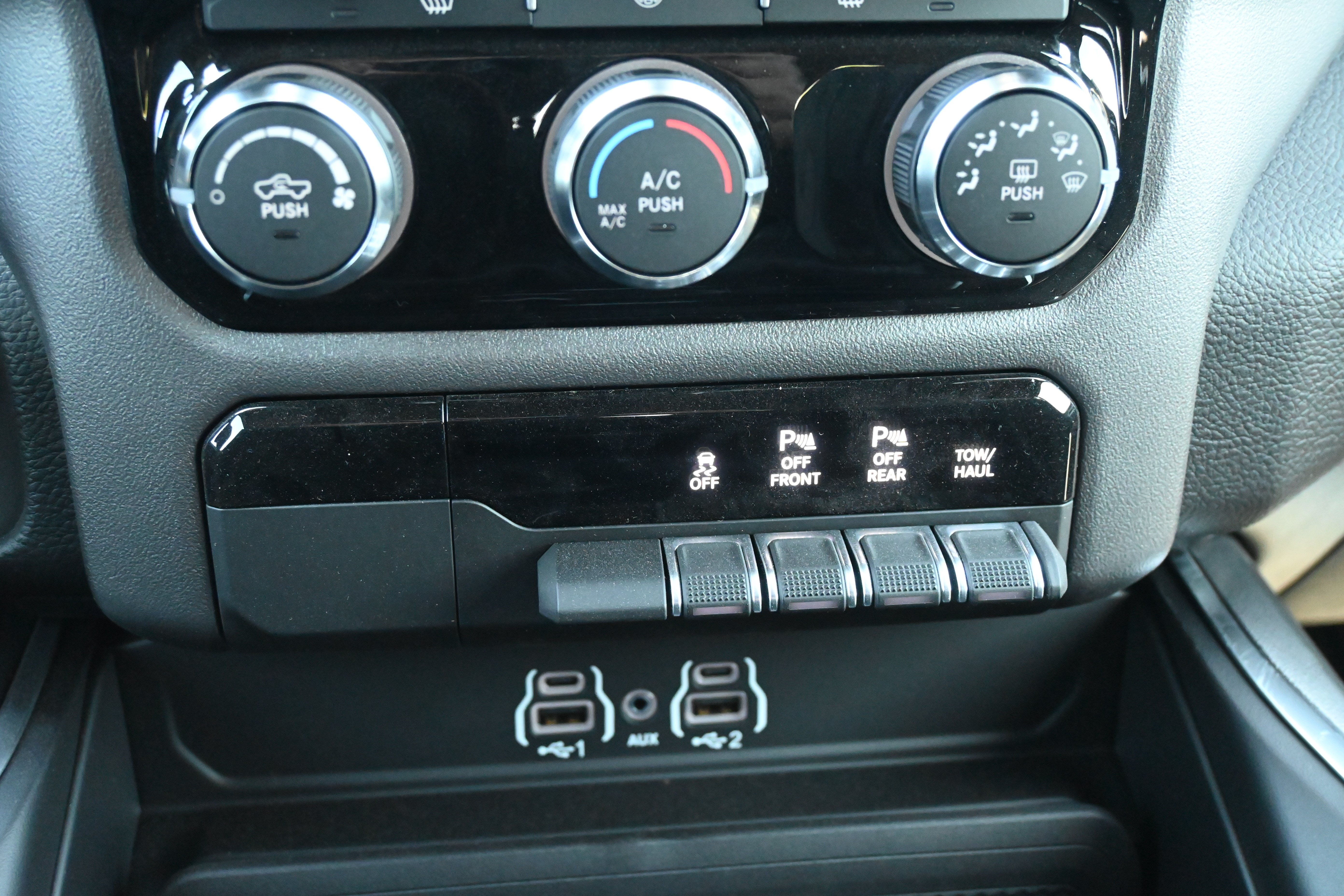 New 2026 RAM 1500 Big Horn w/ Night Edition RWD image 25