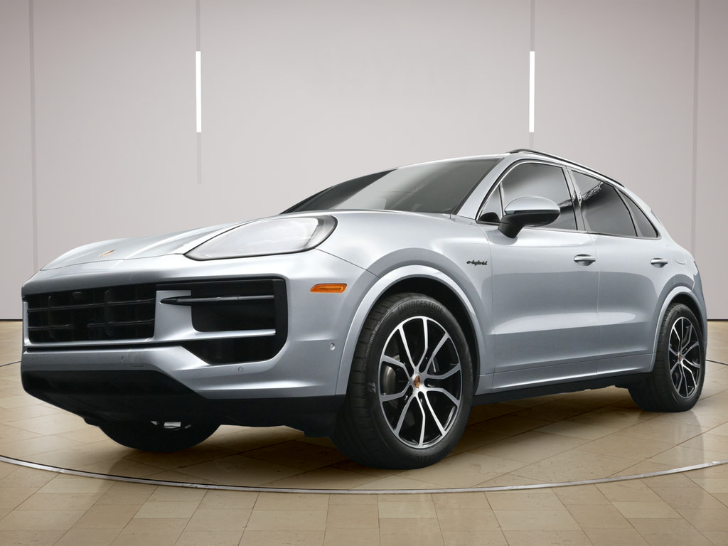 Certified 2025 Porsche Cayenne E-Hybrid AWD/4WD image 27
