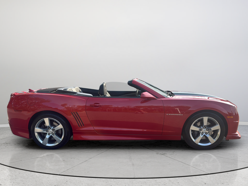 Used 2011 Chevrolet Camaro SS w/ LPO, Ground Effects Package RWD image 6